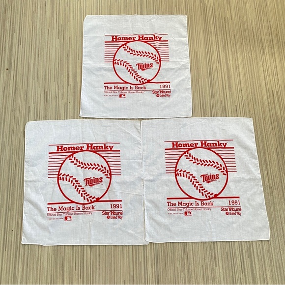 Set of 3 TWINS 1991 The Magic is Back Homer Hankies - Picture 1 of 5